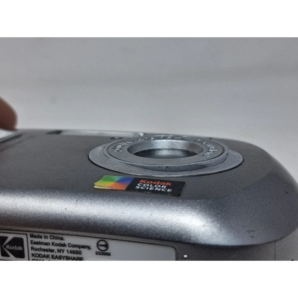 Kodak EasyShare C310 Digital Camera Silver 4.0MP Vintage Digicam Parts Repair. X